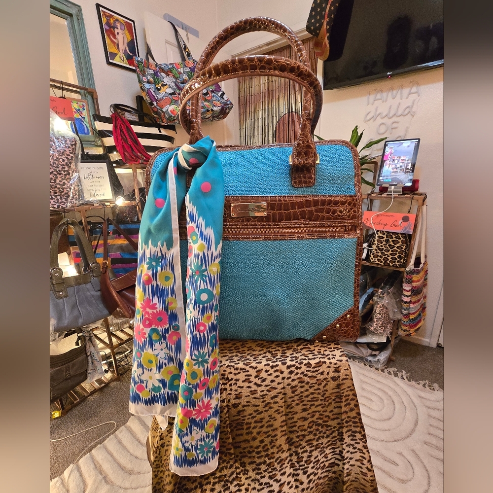 💙 Samantha Brown Stylish Blue and Brown Women's Bag Large - Picture 2 of 14